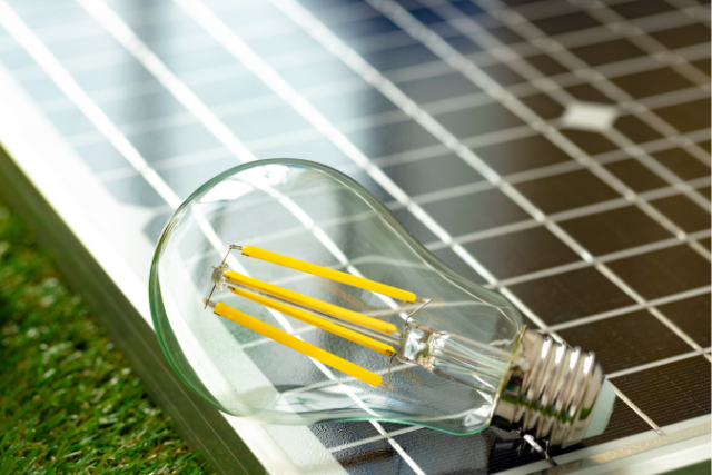 interventi di efficienza energetica, lampadina LED